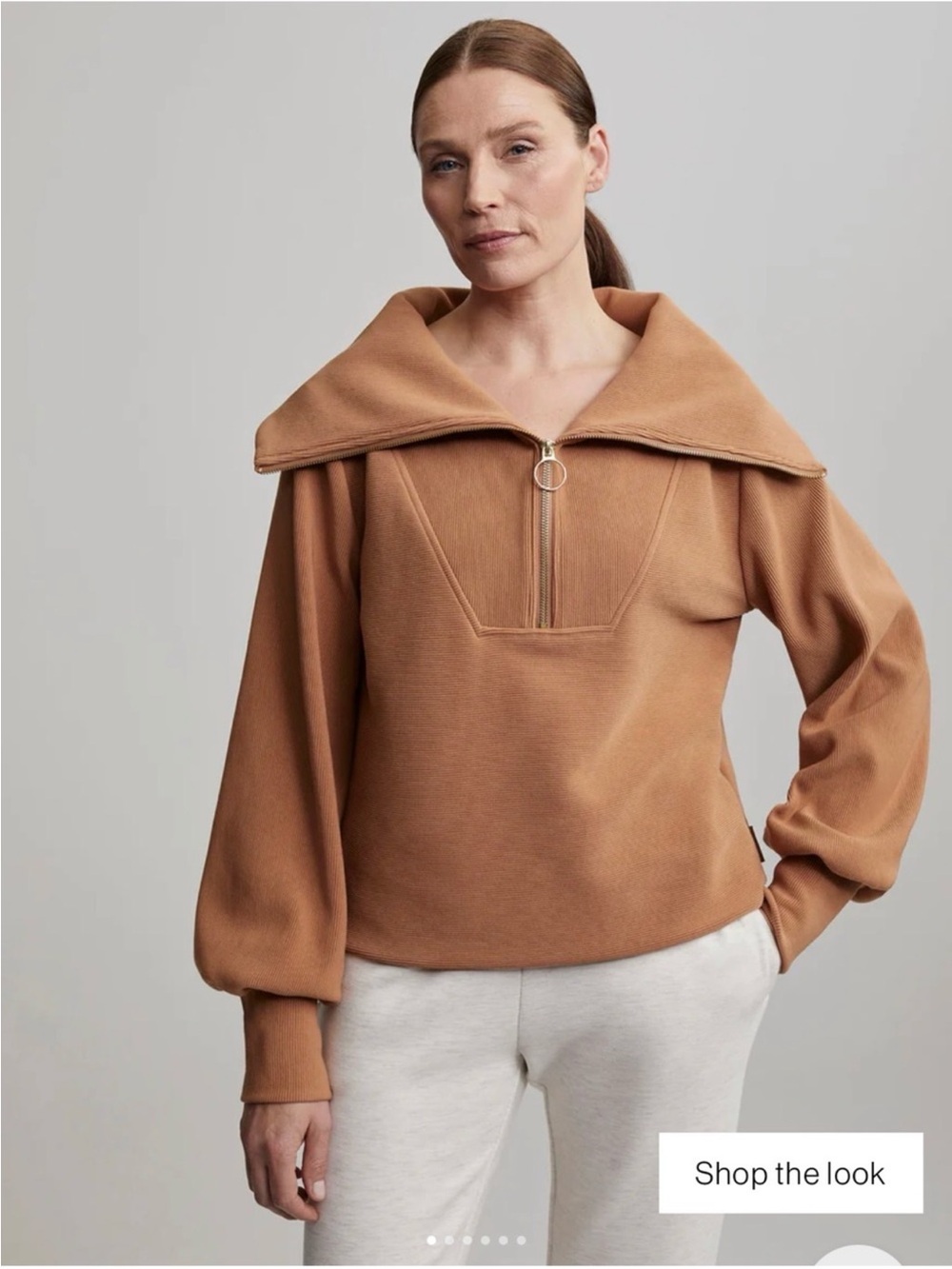 Varley Camel Vine 1/2  Zip Funnel Neck Pullover sz Medium